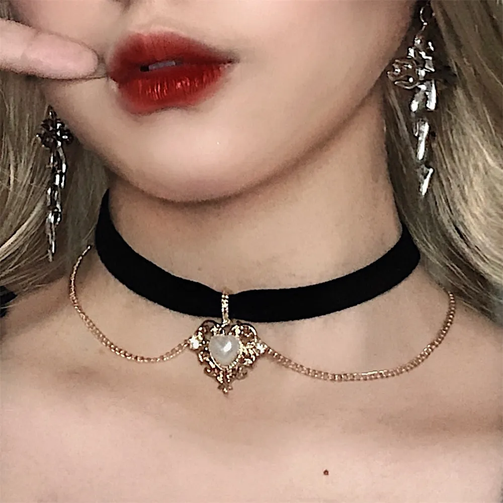 Pearl Choker Necklace Vintage - Женское винтажное бархатное ожерелье-чокер с подвеской