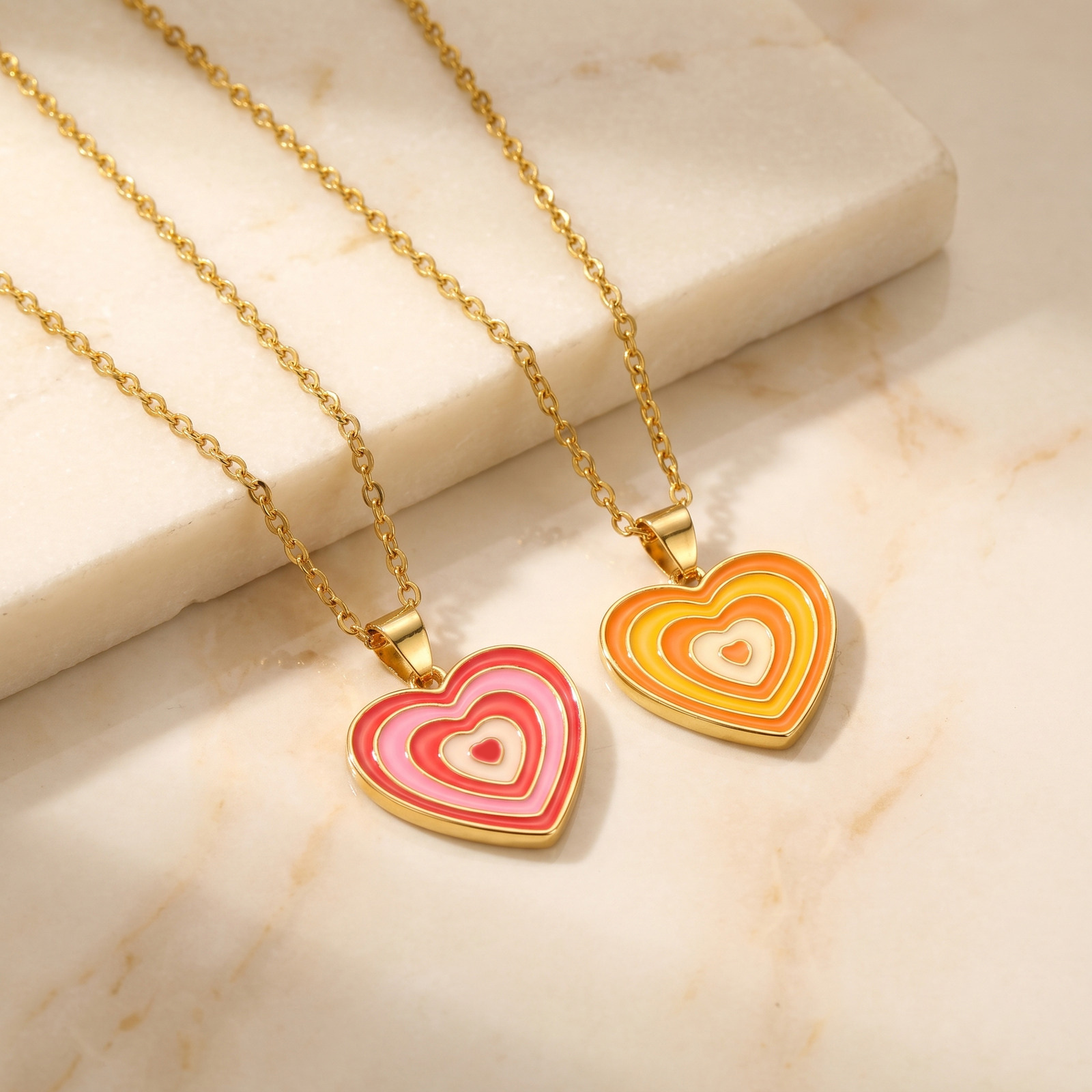 Layered Pendant Necklace Aesthetic - Ожерелье с эмалевым кулоном в форме