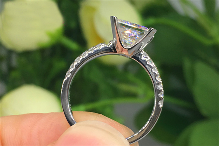 Кольцо из белого золота 10K Au – обзор и цена Moissanite Engagement Ring 1 Carat