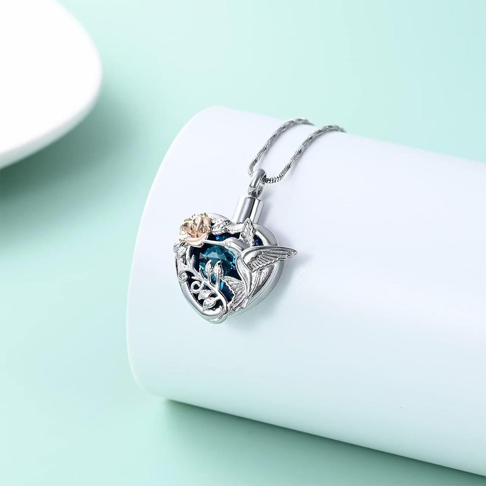 Ожерелье-медальон с урной в фо – обзор и цена Heart Locket Necklace Photo