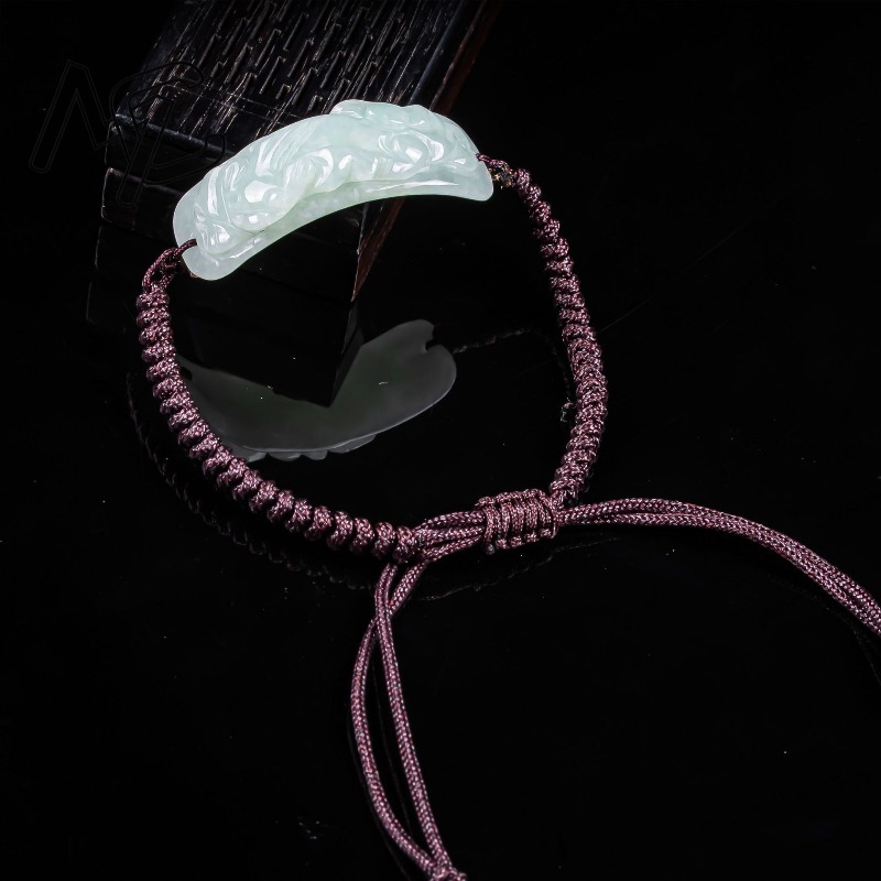 Браслет из бирманского жадеита – обзор и цена Bracelets