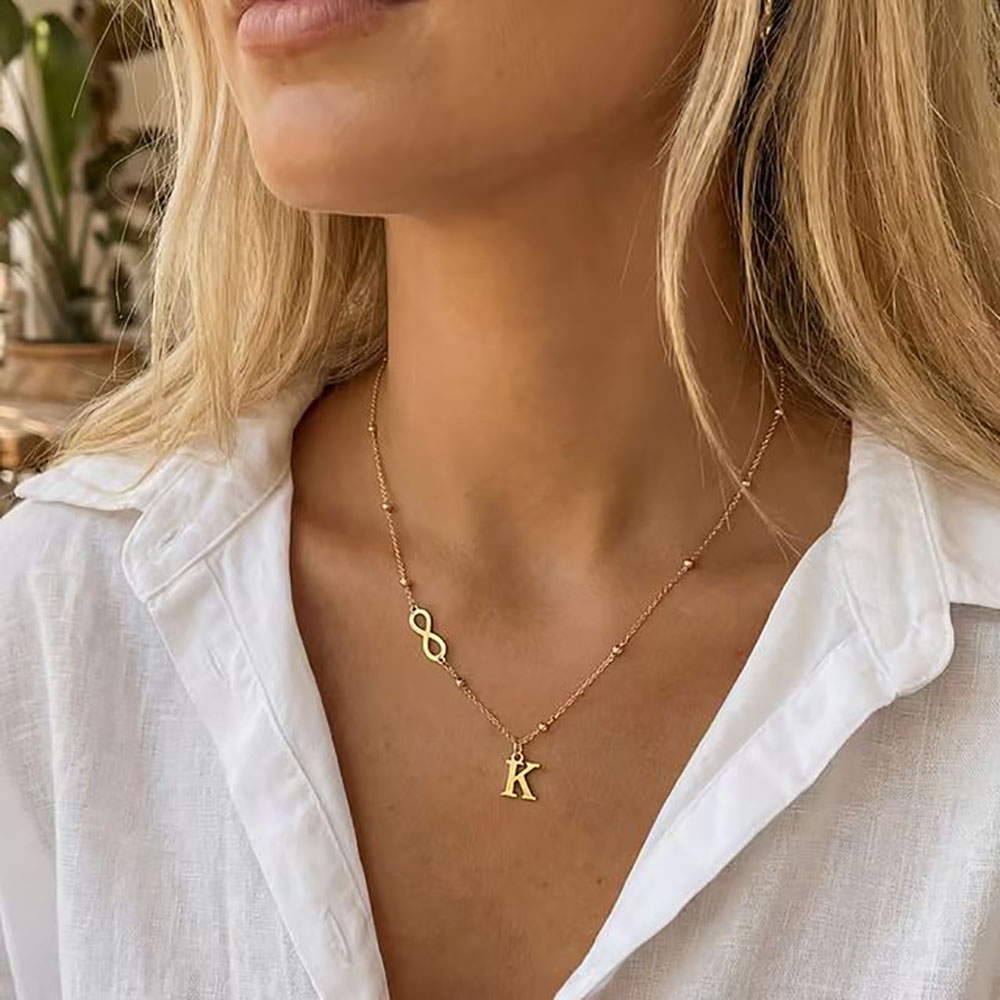 Ожерелье с бусинами и инициало – обзор и цена Initial Letter Necklace 18K Gold