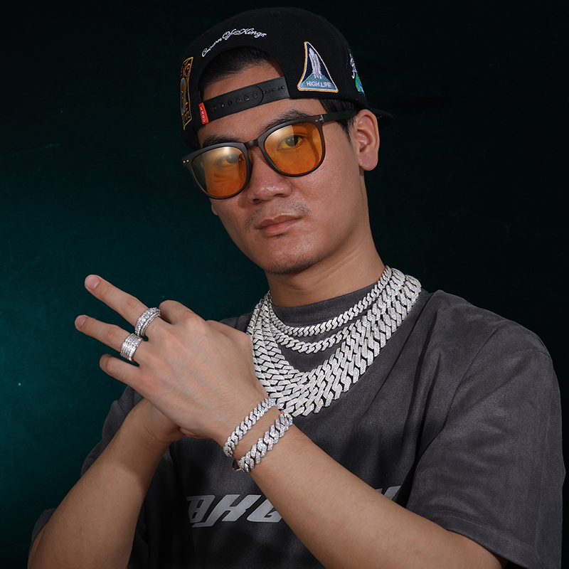 Цепочка TUHE унисекс с муассан – обзор и цена Cuban Link Chain 12Mm