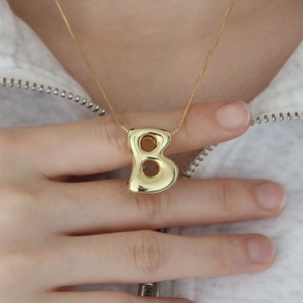 Креативное ожерелье с подвеско – обзор и цена Initial Letter Necklace 18K Gold