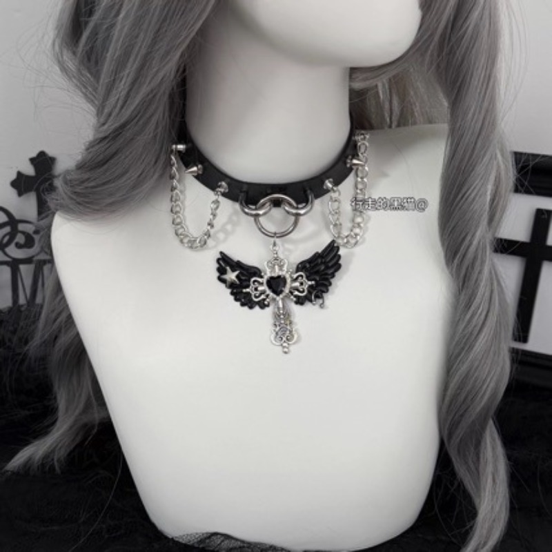 Кулон в виде креста с крыльями – обзор и цена Layered Pendant Necklace Aesthetic