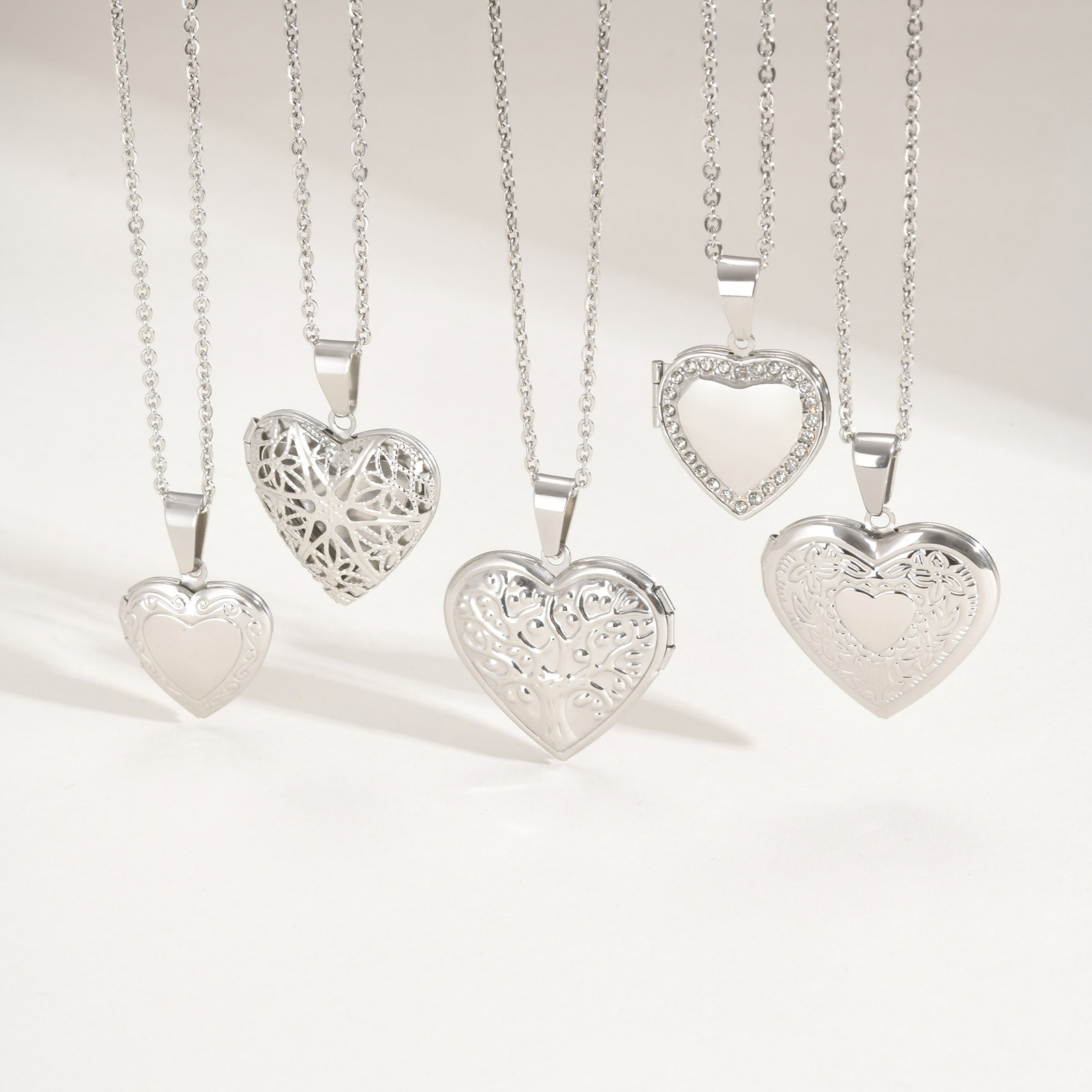 Vnox Never Fade серебряный цве – обзор и цена Heart Locket Necklace Photo